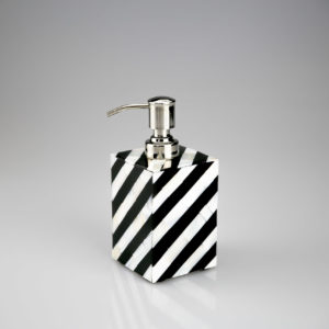 Soap-Dispenser In Designer White/Resin Mother of Pearl